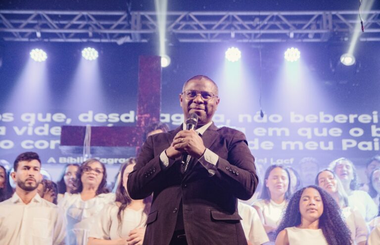 Pastor Osiel Gomes